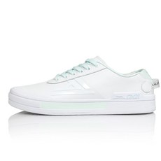 라카이 퀀텀 스니커즈