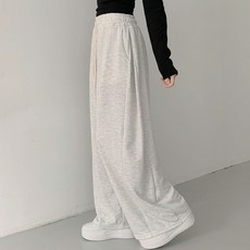 Planday 女款 Jyuring 側邊抓褶寬版運動褲 短版