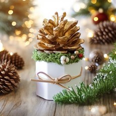 THE FOREST 癒森林 Lucky Pinecone 聖誕閃金松果擴香 附四季春5ml香氛油, 金色, 1個