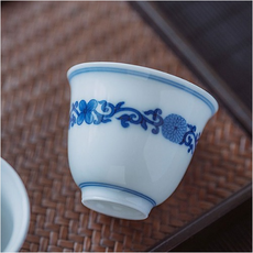 Kyungdeukjin青花繁華茶杯, 白+藍, 1個