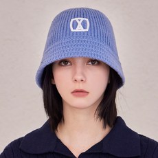 바잘 VA 스퀘어 아플리케 니트 버킷햇