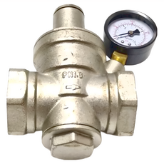 一吋半減壓閥與錶 減壓閥10.5 x 15.4cm + 壓力錶6.8 x 5.2cm, 1組