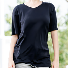 CHEAUCHI 巧奇 中性款COOL涼T V領素T, 彈力貼身, 快速透氣, 貼合親膚, 吸濕排汗, M, 墨菊黑