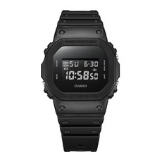 CASIO 卡西歐 G-SHOCK 手錶，人氣熱銷款 全黑外觀，世界時間，倒數計時, DW-5600UBB-1