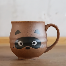 日本美濃燒 浣熊boy 馬克杯 陶瓷, 浣熊boy 咖色 + 黑色 + 白色, 300ml, 1個
