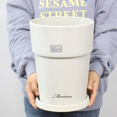 MORIANN Linesman 塑膠花盆 + 盆底盤 套組 2025, 1件, 米色