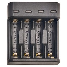 OSAKI 四槽鎳氫鎳鎘電池充電器 適用於3號4號1.2V~1.5V充電電池, 1個