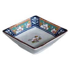 松竹梅 角碟系列 - 日本製, 9.5cm寬, 3.5cm高, 120mL滿水容量, 瓷, 綠釉, 1個