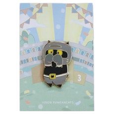 黃阿瑪的後宮生活 後宮運動代表琺瑯徽章 金屬材質 尺寸約3*3.5cm, Socles 黑色 + 灰色, 1個