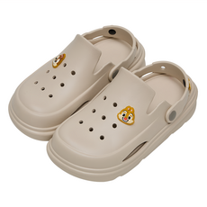 BORUI 柏睿鞋業 大人款 迪士尼造型飾片防水厚底洞洞鞋