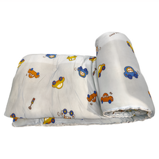 愛北鼻 幼兒園軟綿綿針織被 1.4kg, 藍小熊車車