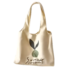 E.City 塗鴨風水果圖案單肩提袋 帆布 提把高約26cm