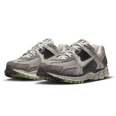 NIKE 耐吉 女款 W ZOOM VOMERO 5 運動鞋 FB8825-001