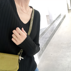 FM8A59 神柔軟坑條針織上衣 V領長袖, 均碼, 黑色