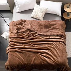 貝淇小舖 素色法蘭絨 羊羔絨暖毯被 100%聚酯纖維