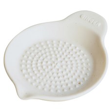 SHIKIKA 薑泥研磨器, 食材研磨 磁器 砂膠墊 日本產, 10.5 x 8.7 x 2cm, 1個