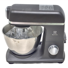 Electrolux伊萊克斯 抬頭式攪拌機 Ultimix 500，適用於創意烘焙，6段速度+瞬速設計，650W強力馬達, E5KM1-501K