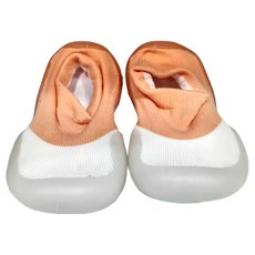 寬頭防滑透氣膠底學步鞋