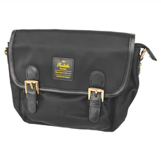 PARTAKE 側背包 PT19-D6-63BK 尼龍材質, 22 x 18 x 9cm, 黑色