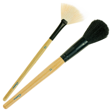 Galatea 葛拉蒂 彩顏系列 羊毛扇形餘粉刷+腮紅刷 毛峰天然孤形 頂級山羊毛 原木色質感, 1組