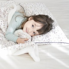 ahtty blanc 棉質防蟎兒童枕頭, 白底兔子款, C型頸椎設計, 枕套可拆洗, 30 x 70cm