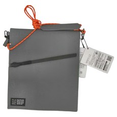KING JIM Flatty One Mile 多用途可斜背收納袋 灰色 材質PU+PVC, M(200 x 192 x 60mm)