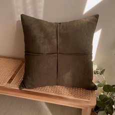 Chic 軟綿麂皮絨十字抱枕套