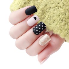 Paula's Nail 寶拉美甲 30片美甲片套裝 免膠水 柔軟材質 超服貼, 愛心波點, 1組