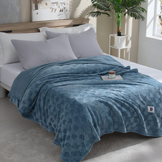 DESMOND 岱思夢 Ishur 伊舒爾 牛奶絨熊熊緹花毯 四季可用 親膚裸睡 保暖蓄熱