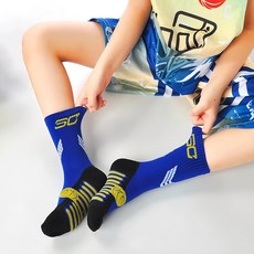 愛北鼻 兒童潮流運動襪,吸濕排汗透氣,運動防滑耐磨,款式新潮,1入, XL, 藏青色 + 黃色