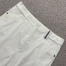 (구제의류)헨리코튼 골프 화이트 스커트 27 / 빈티지아워 250502
