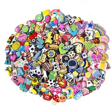 CXPHT 35 50 100피스 랜덤 PVC 신발 참 정원 신발 귀여운 신발 참 손목 밴드 팔찌 장식 소녀 소년 및 성인용 파티 선물 폴리염화비닐 보석 없음