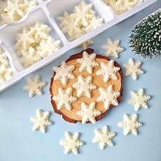 크리스마스 솔방울 소나무 케이크 장식 식용 데코 (60개입) 베이킹 아이싱 재료, 40. 작은 눈송이 120개입