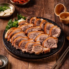 청춘불판 가마솥 통 순살 족발 200g 냉장 족발 쫄깃담백 프리미엄 족발 야식 안주 간편조리, 1개