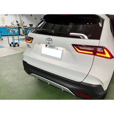 TOYOTA YARiS CROSS YC 電動尾門, 1個