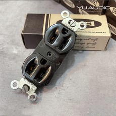 LEVITON 雙孔電源插座, 1個, 無原包裝盒/未使用(稍有氧化)