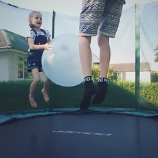 台灣現貨！新款升級魔術球 空氣球 泡泡球 手拍球 彈力球 果凍球 兒童玩具, 1個, 隨機不挑色, 隨機不挑色