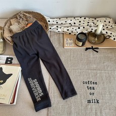 兒童字母印花打底褲