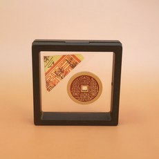 黃銅錢吊墜 古幣掛件 鎮宅擺件 仿古工藝 37mm 紅油山鬼 傳統風格 禮品贈送 民俗收藏+紫薇瑋山鬼錢+符+相框