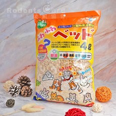 MARUKAN 蓬鬆地毯 木屑 木片 墊材 原木墊料 4L, 1個