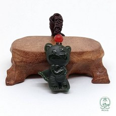 米珈MICHIA 新疆和田青玉 虎虎生威 生肖 虎 Q版 老虎 玉墜 附鑑定證書