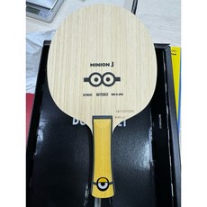 Butterfly 乒冠體育 第二批特訂 小小兵 MINIONS 桌球拍 (可愛造型 舒適握感 輕量便攜), 1個, MINION-J 五夾（細握柄）, MINION-J