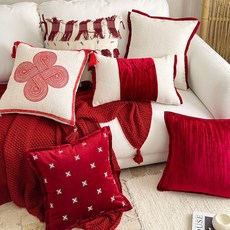 精緻刺繡抱枕套 節慶紅色裝飾靠墊 附絨球裝飾 現代新中式風格