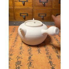 手工 白泥 砂銚壺 400ml 薄胎 卡蓋, 如圖所示, 1個