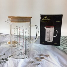 耐熱玻璃量杯 紅黑刻度玻璃量杯 料理杯 咖啡量杯 500ML附竹蓋, 1個