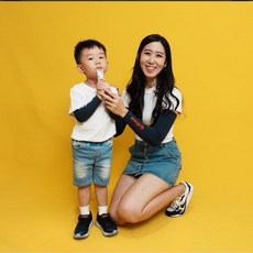 超人力霸王聯名限量版初代超人款防曬涼感袖套（兒童／成人／親子組合）深藍色，涼感透氣材質，戶外運動防曬必備, 1個, 初代成人款／一次兩組