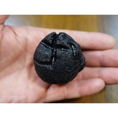 能量礦石 RIZALITE Tektite 菲律賓隕石 108克 黑隕石 玻璃隕石 雷公墨