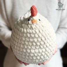 台灣*出貨 成品可爱小鸡毛线玩偶手工钩织母婴安抚儿童毛绒玩具星露谷礼物元旦 新年禮物 閨蜜 送媽媽送女友, 海莉淺金,大, 1個