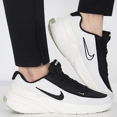 나이키 운동화 러닝화 업리프트 SC