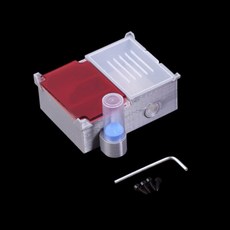 관리자를 위한 자율 구역이 있는 네 부분으로 구성된 개미 사육장; 소형에서 중형 개미군을 둥지 농가